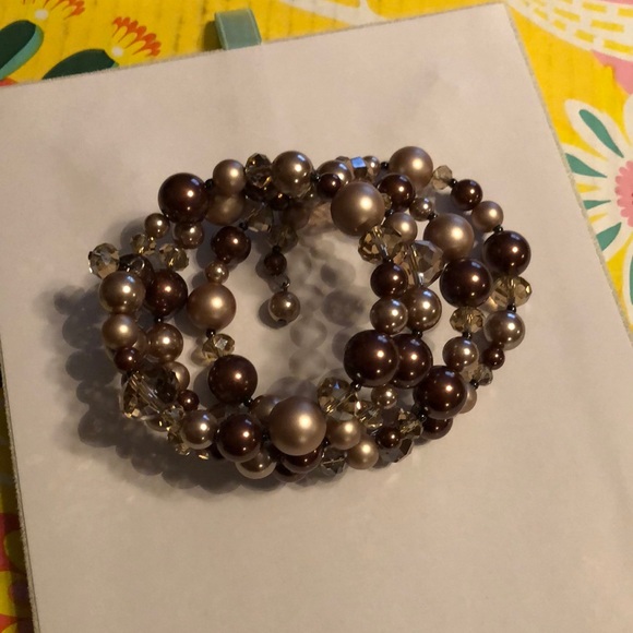 Necklace and bracelet set - Picture 3 of 3